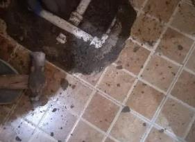 承德市卫生间测漏水公司分享下承德市自来水管道泄漏检测的具体位置分析。
